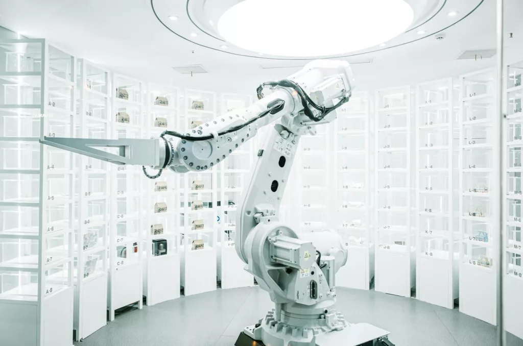 Google DeepMind training robots