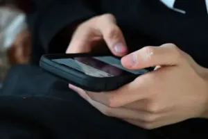 Meta Blocks 550K Under-16 Accounts in Australia's Ban