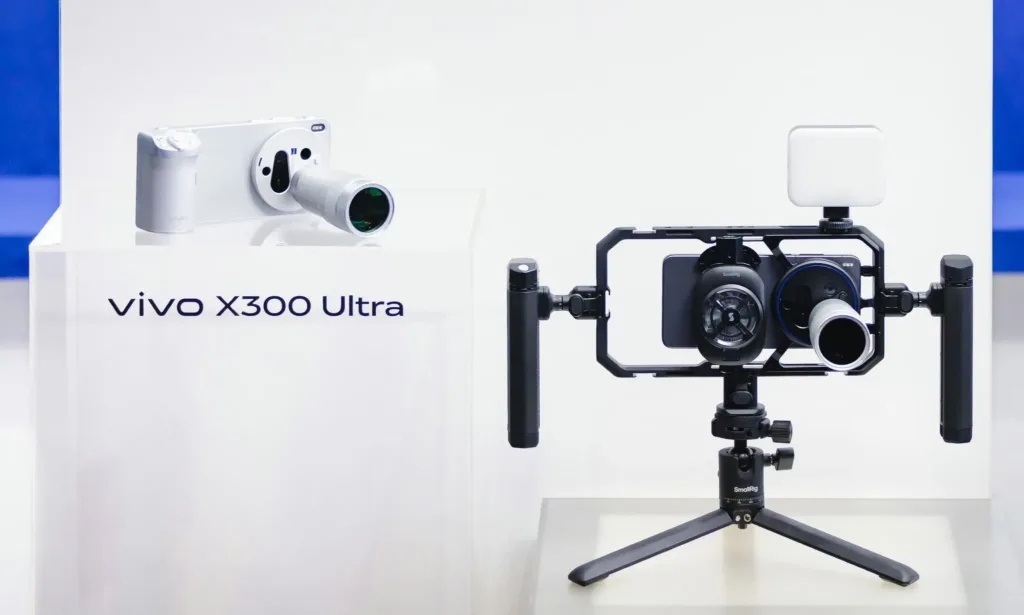 Vivo X300 Ultra 200MP Camera Shocks with Sony Sensor Smartprix
