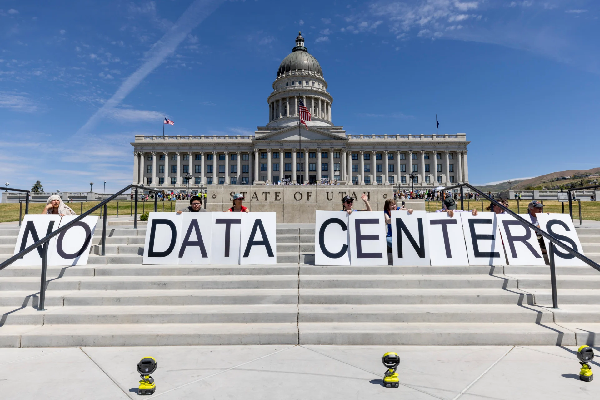 Federal Data Center Rules Set to Expire — No Replacement in Sight federal data center rules — Utahns Protest Against Proposed Data Center At State Capitol