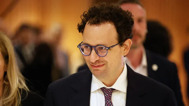 Claude Fable 5 Export Controls: Anthropic vs the White House Explained Claude Fable 5 — Anthropic Offers Mythos Upgrade for Cyber Partners and a ‘Safe’ Version for the Rest of You