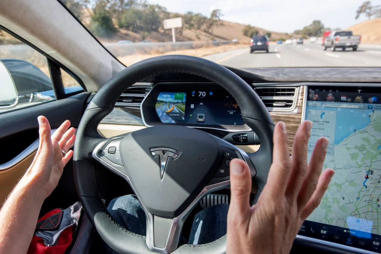 Waymo EV Batteries Get a Surprising Second Life on the Power Grid Tesla Cuts Autopilot