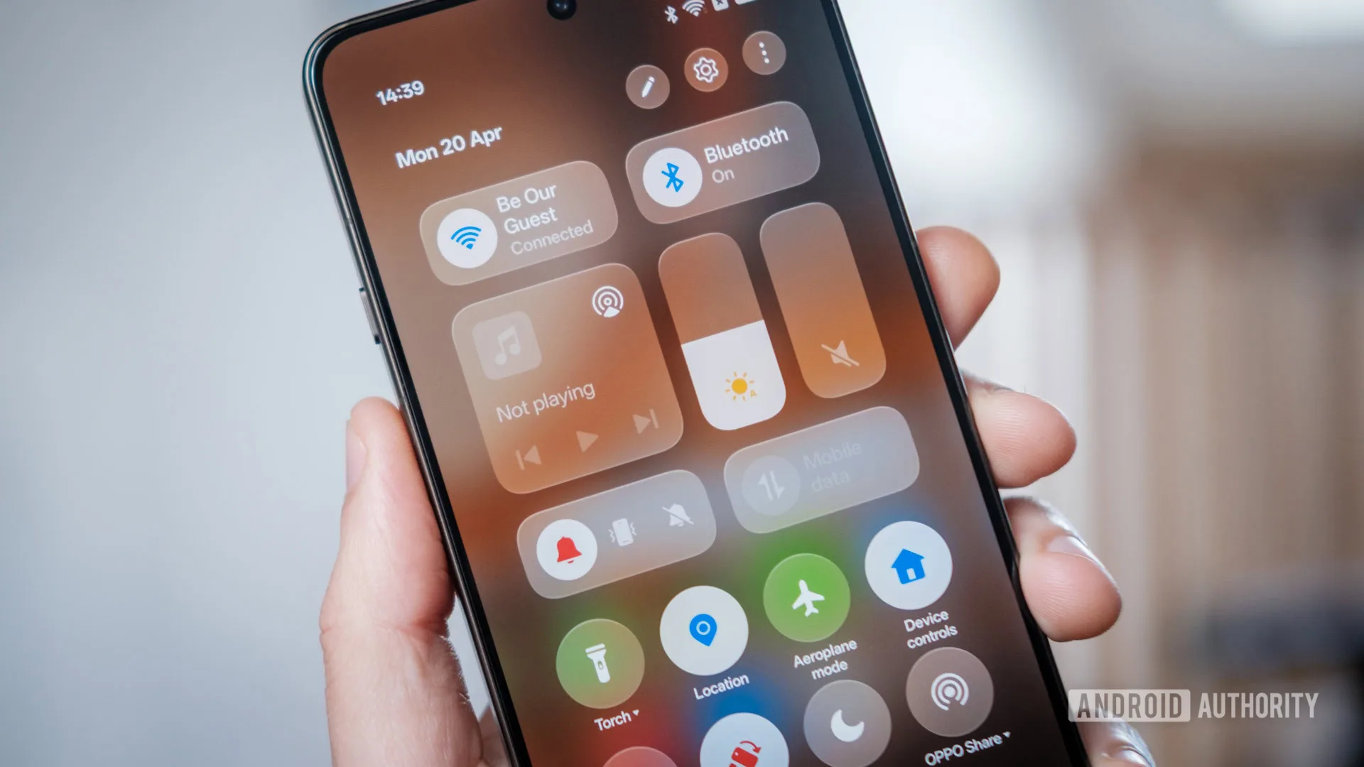 7 Hidden Android Features Every User Should Try OPPO Find X9 Ultra Quick Settings close up