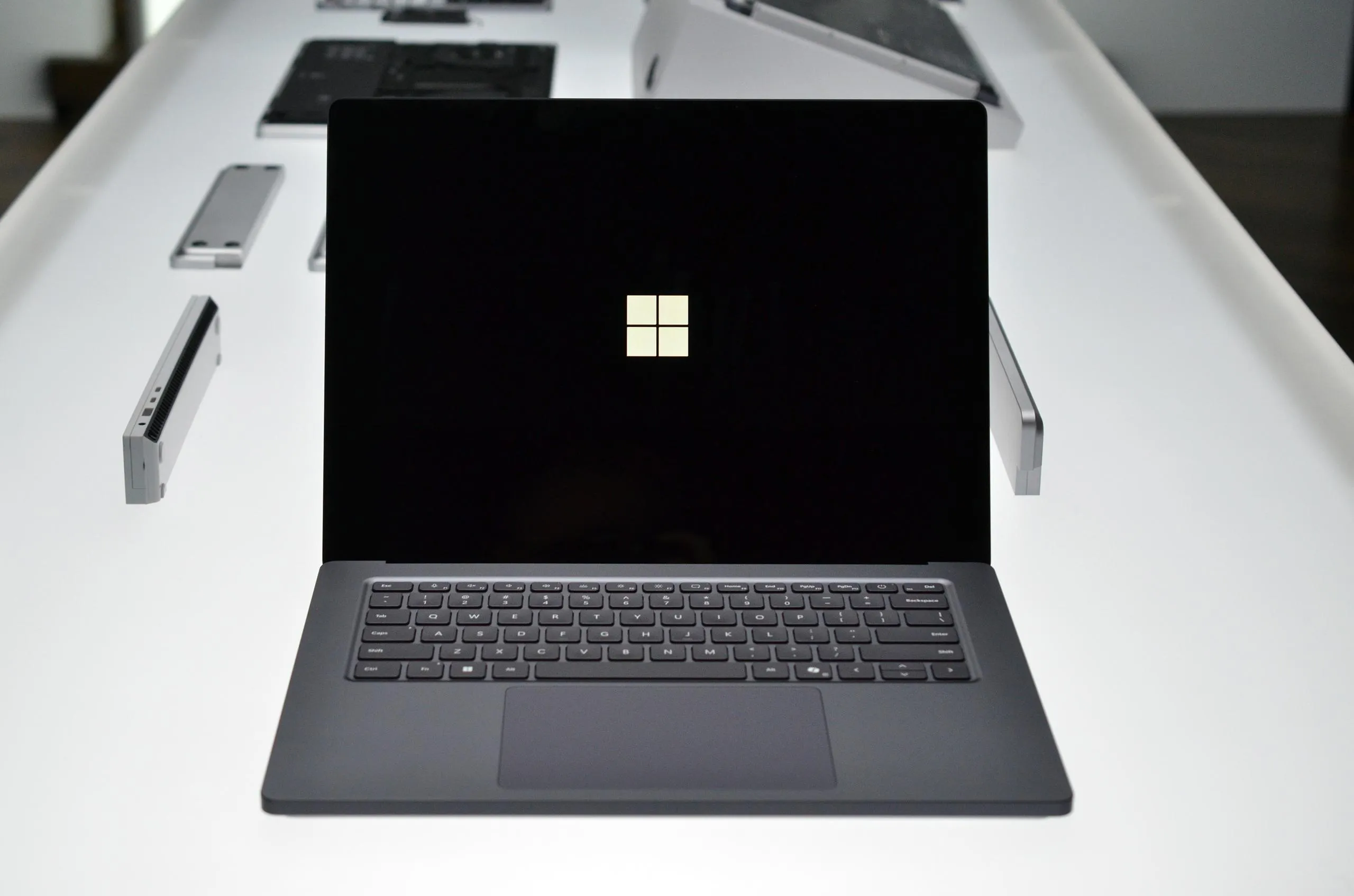 Surface Laptop Ultra: Microsoft's Surprising New Pro Machine surfacelaptopultra1