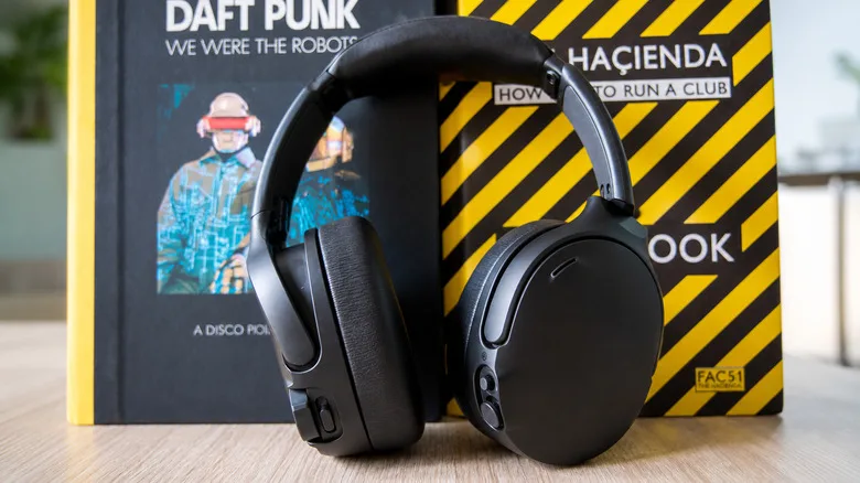 Skullcandy Crusher 1080 Review: Powerful Bass, Serious ANC Skullcandy Crusher 1080