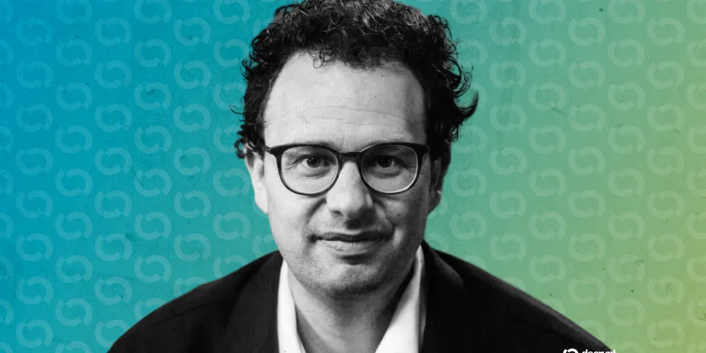 Claude Code Privacy Breach: Anthropic's Hidden Tracker Explained Claude Code privacy — china Anthropic Claude claude code Tracking software