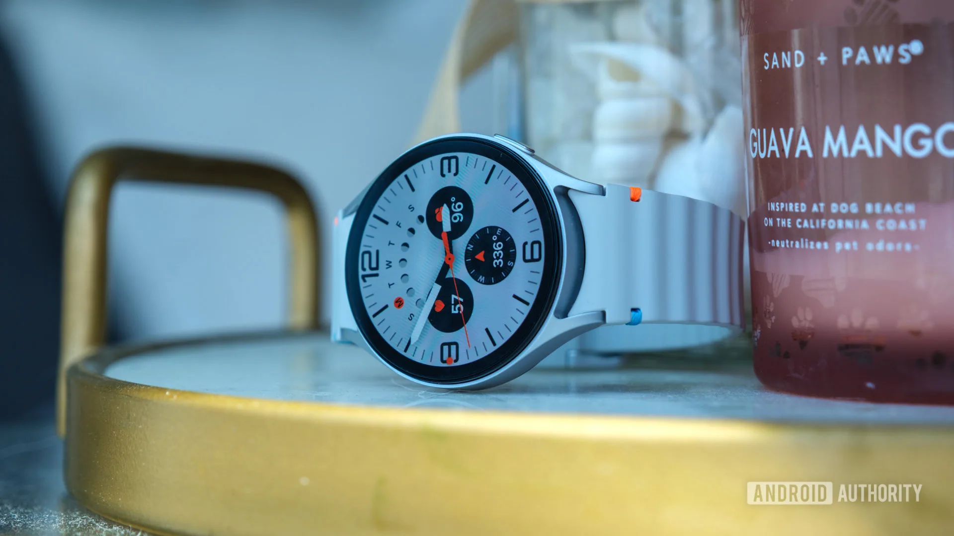 One UI 9 Watch testing hints at Samsung’s update plans Samsung Galaxy Watch 7 Simple Ultra face sideways