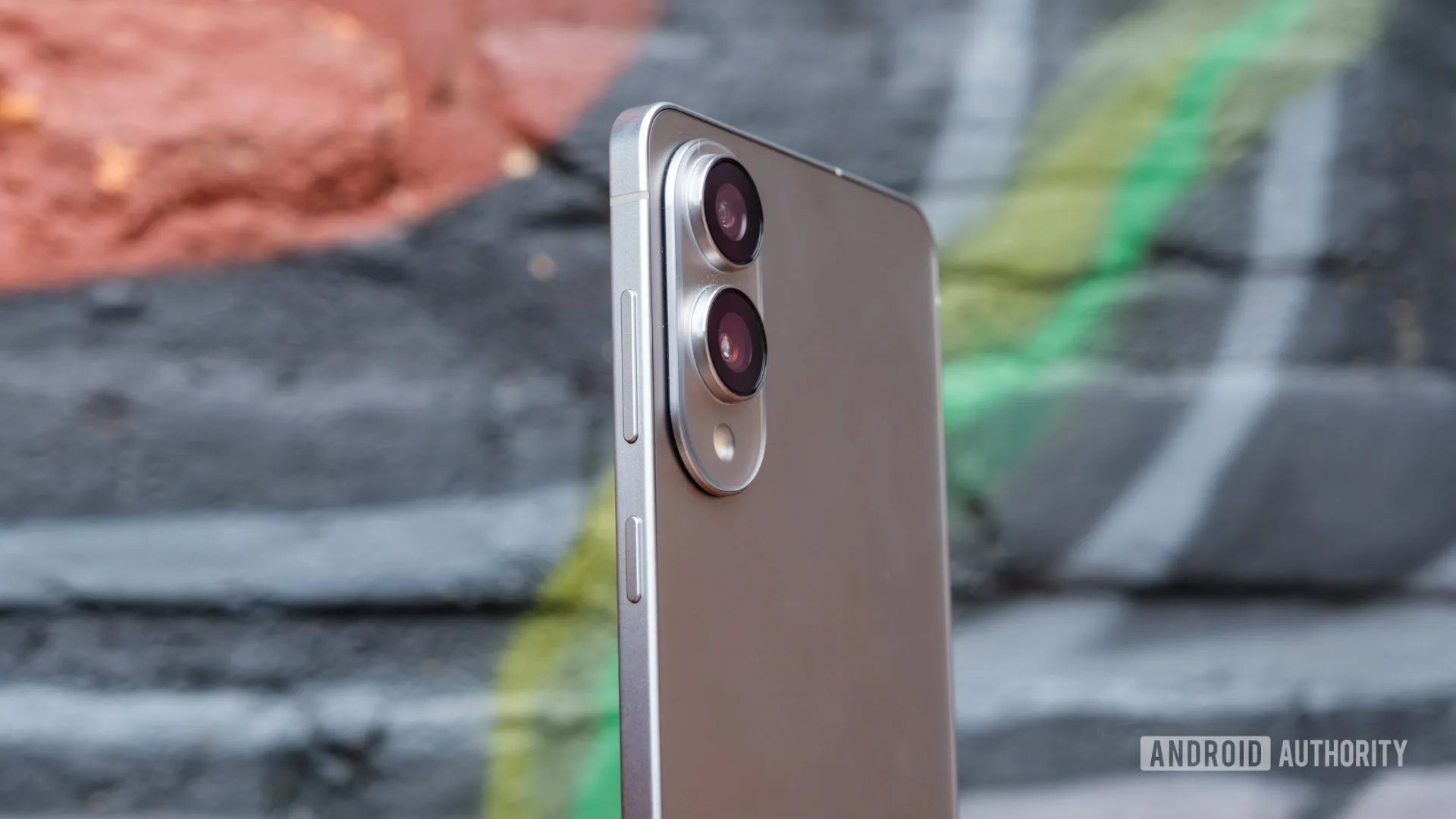 Samsung Apple Strategy Is Becoming a Major Mobile Problem Samsung Galaxy S25 Edge thickness