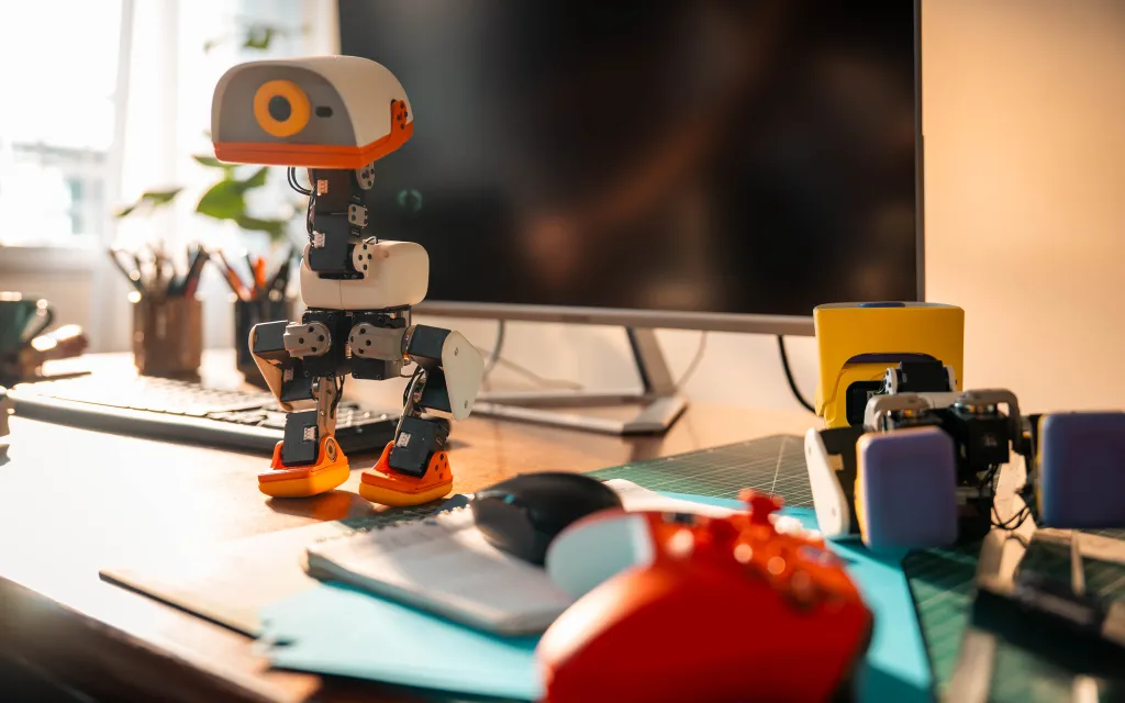 Microduck Robot Brings $399 Open Hardware to the Floor Image