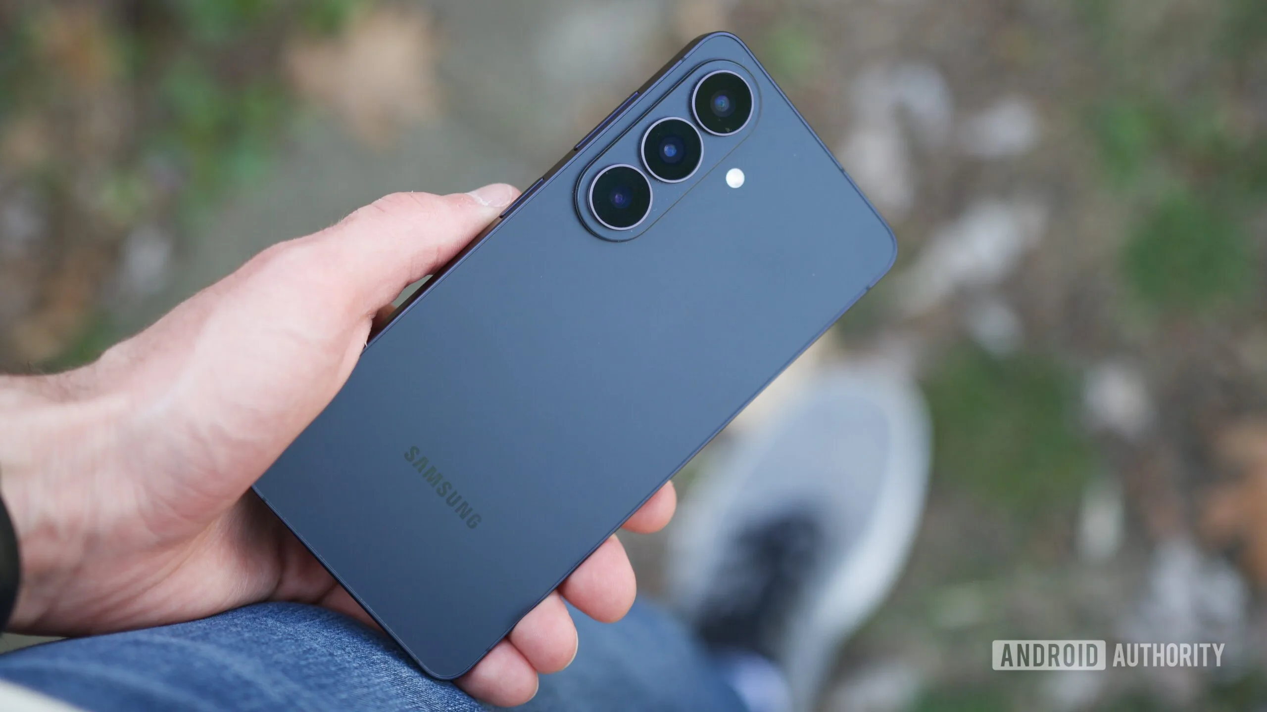 4 Pixel 11 Alternatives Worth Buying Instead Pixel 11 alternatives — Someone holding the Galaxy S26, showing the back of the phone.