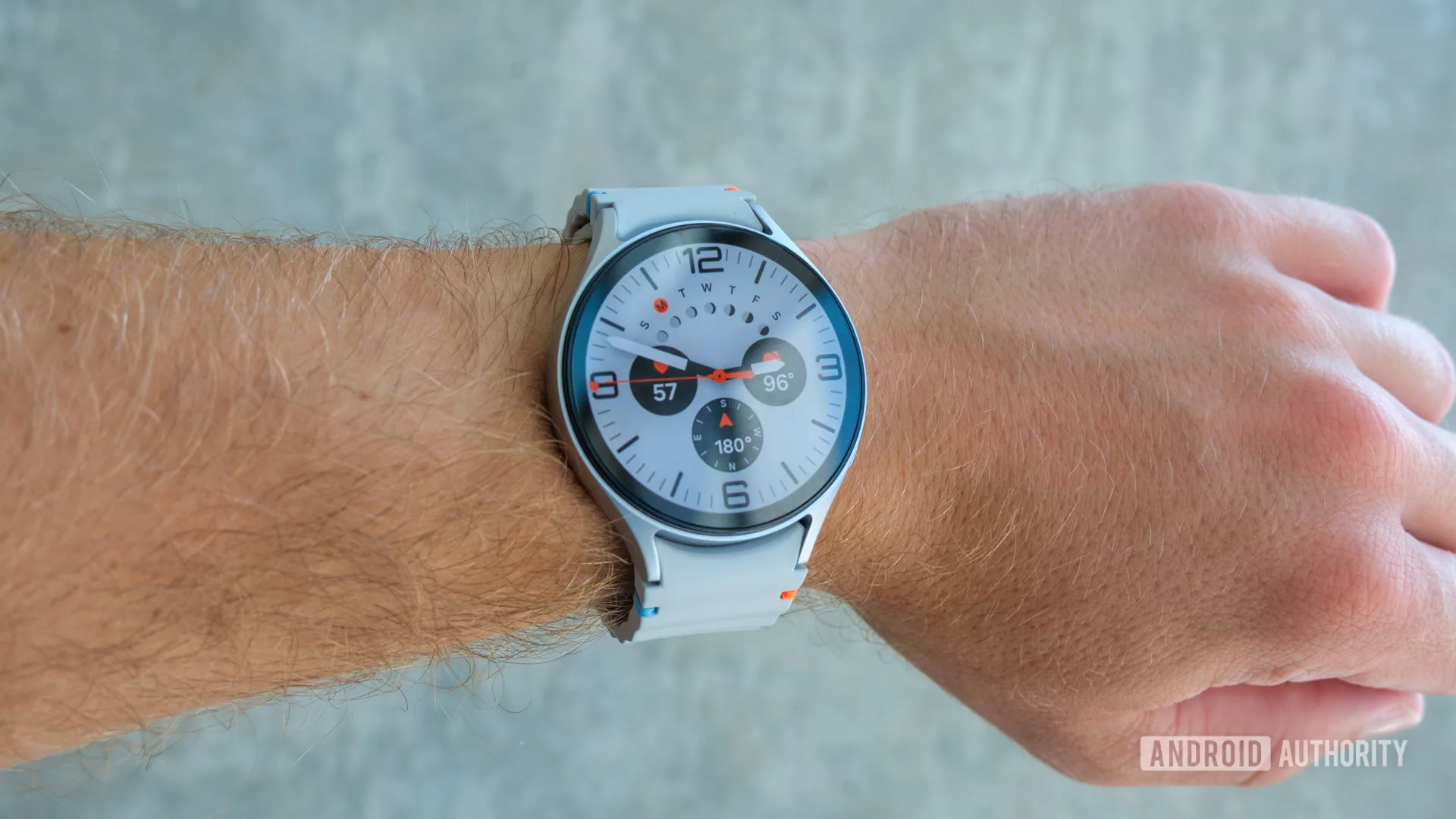 5 Best Pixel Watch 5 Alternatives for Every Wrist Samsung Galaxy Watch 7 simple ultra face on wrist