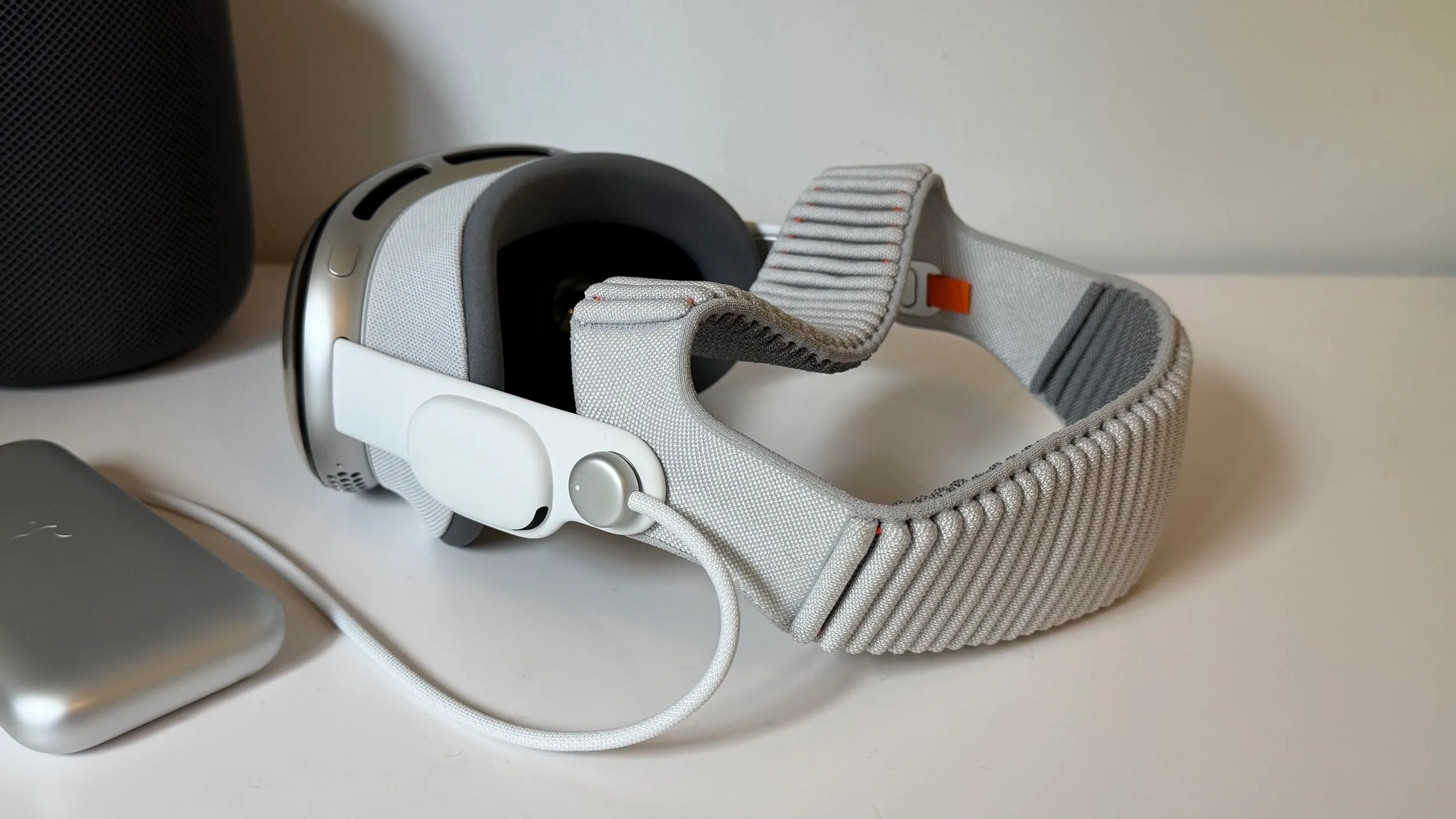 Apple’s Vision Pro Successor Could Take a Very Different Shape Vision Pro successor