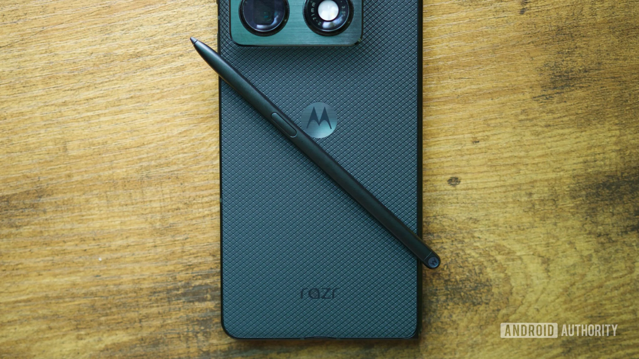 iPhone Duo Could Bring Apple Pencil Back to Foldables Moto Pen Ultra on top of the Razr Fold.