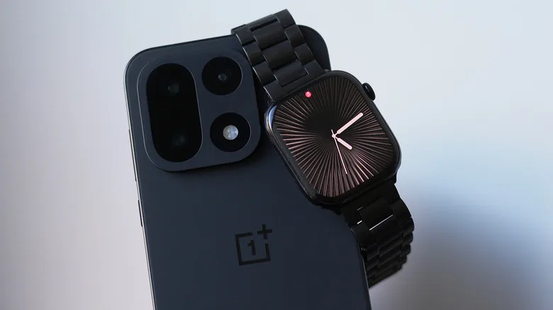 Apple Watch With Android: Merge Watch’s $6 Test Apple Watch with Android — An Apple Watch on a OnePlus smartphone.