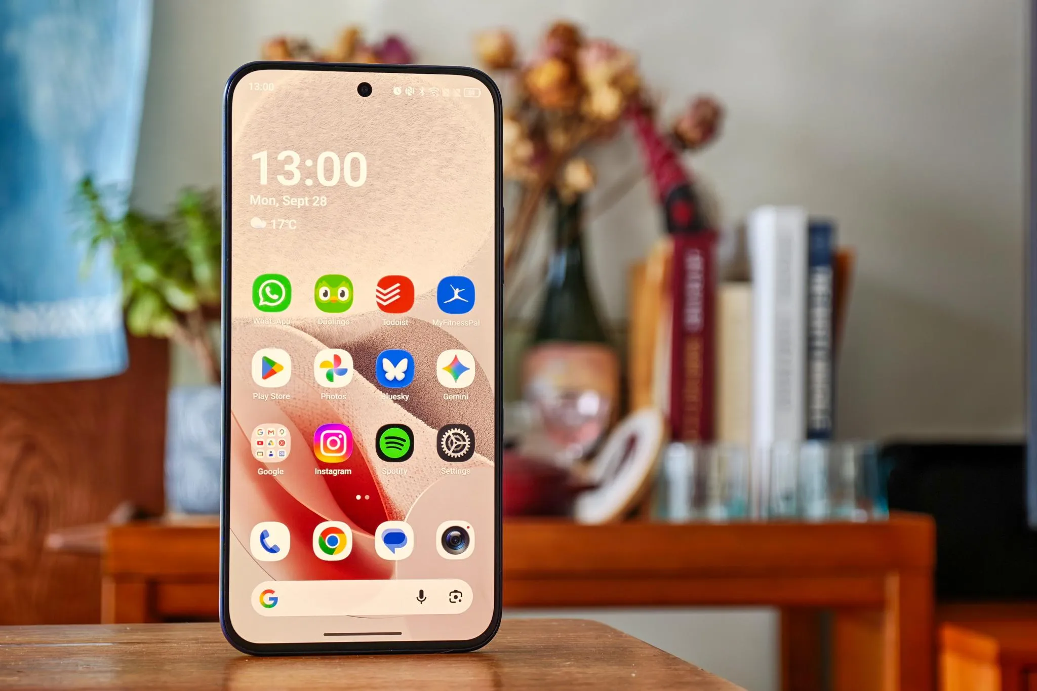 Matte OLED Displays Are the Next Critical Phone Upgrade matte OLED displays — tcl-p80-ultra-review-09